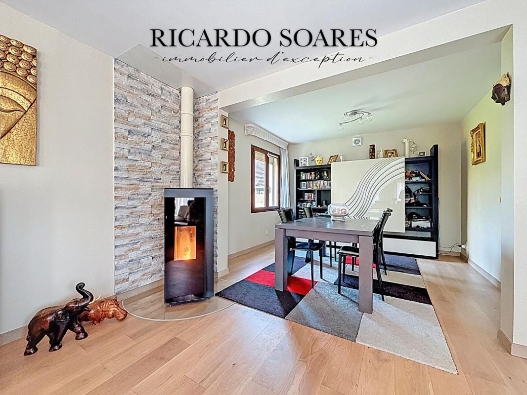 PONT-SAINTE-MAXENCE 60700 PONT-SAINTE-MAXENCE (SARRON) - MAISON INDIVIDUELLE 173m2 au sol, 5 CHAMBRES (dont 3 au rdc), GARAGE, JARDIN 4