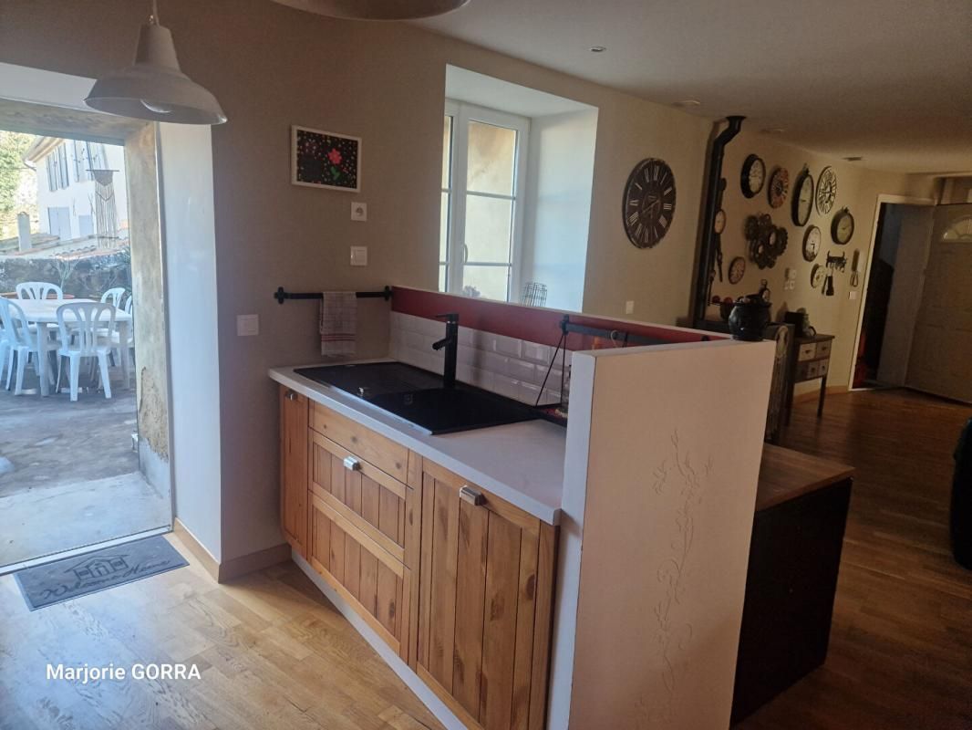 SAINT-MAXIMIN-LA-SAINTE-BAUME SAINT MAXIMIN APPARTEMENT T3 avec terrasse 3