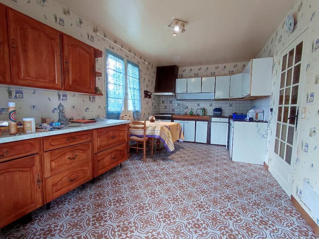 AUBETERRE Belle opportunité pour cette maison familiale au calme d'une impasse 3