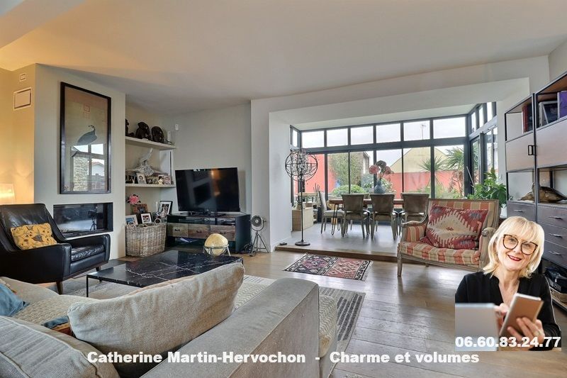 LA BAULE-ESCOUBLAC Maison de charme en pierre - 4 chambres et bureau - 166 m² hab/ 176 m2 au sol 2