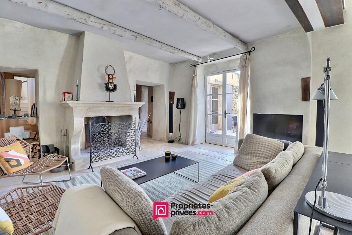 UZES Maison de village Uzes 166 m2 3