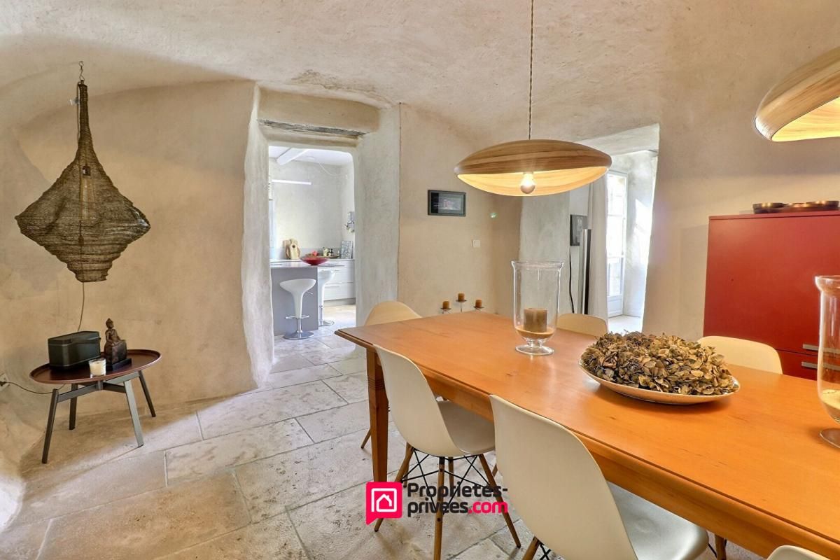 UZES Maison de village Uzes 166 m2 4