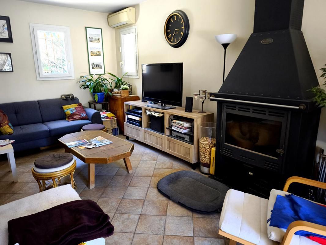 CARPENTRAS VILLA AVEC 2 GITES SUR LES HAUTEURS 3