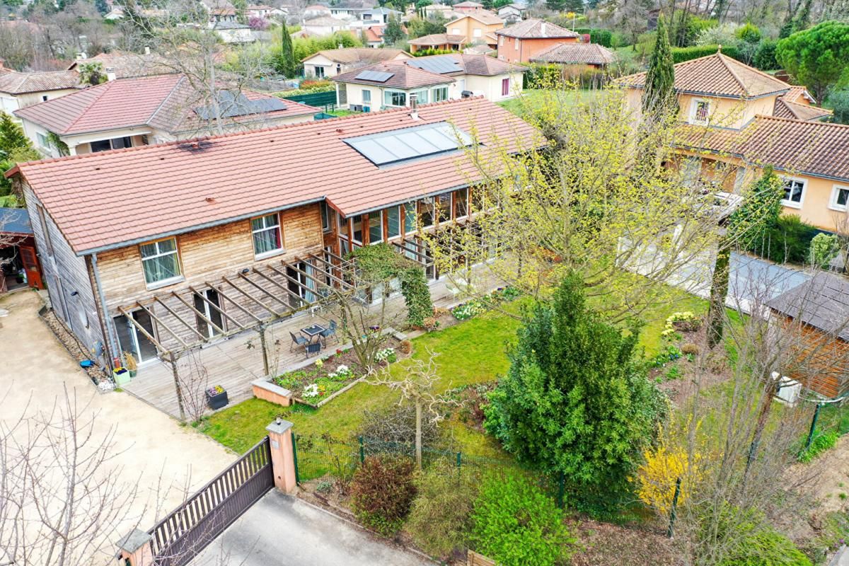 NEYRON Maison Neyron 10 pièce(s) 312 m2 4