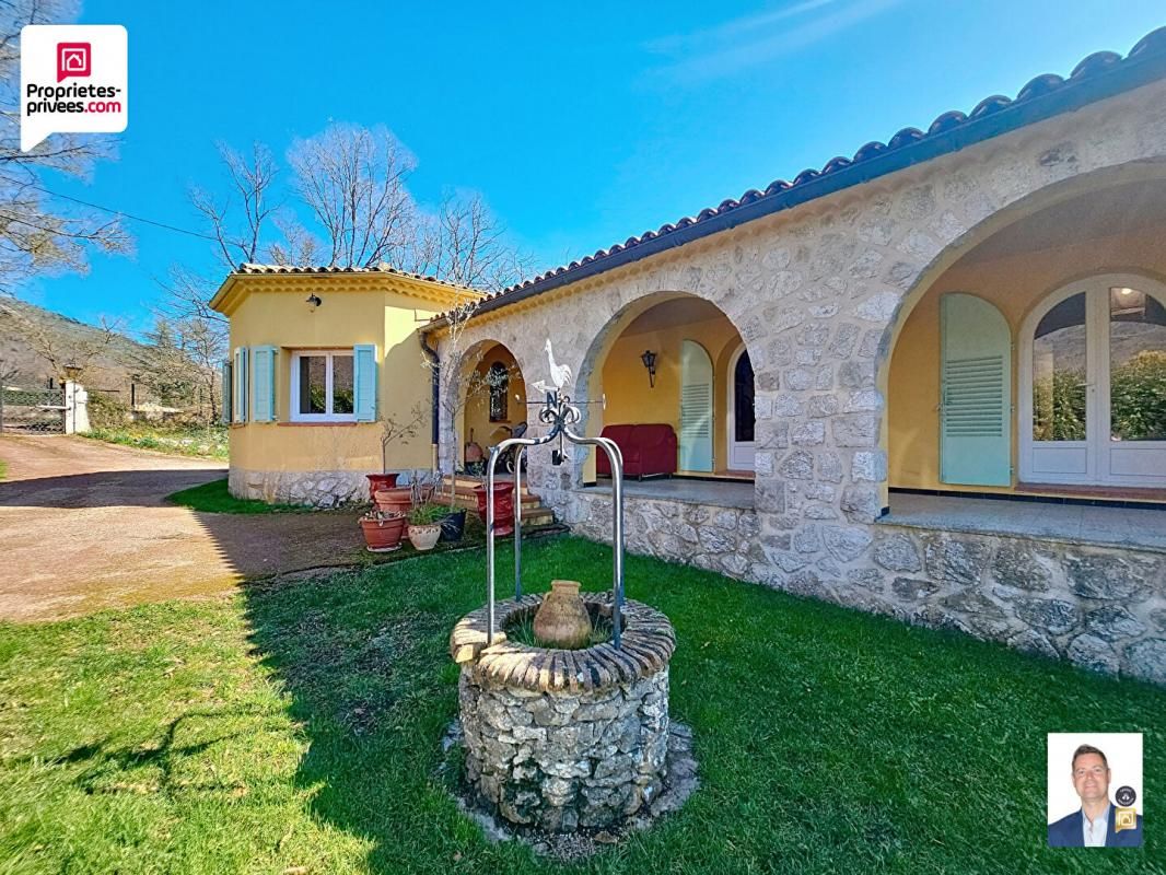 SAINT-VALLIER-DE-THIEY PROPRIETE 7 pièces 200 m2 terrain plat de 2700 M2 PISCINE / GARAGE 4