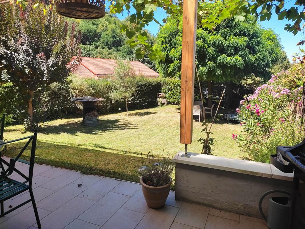 LA VERPILLIERE Maison La Verpilliere 6 pièce(s) 130 m2 3