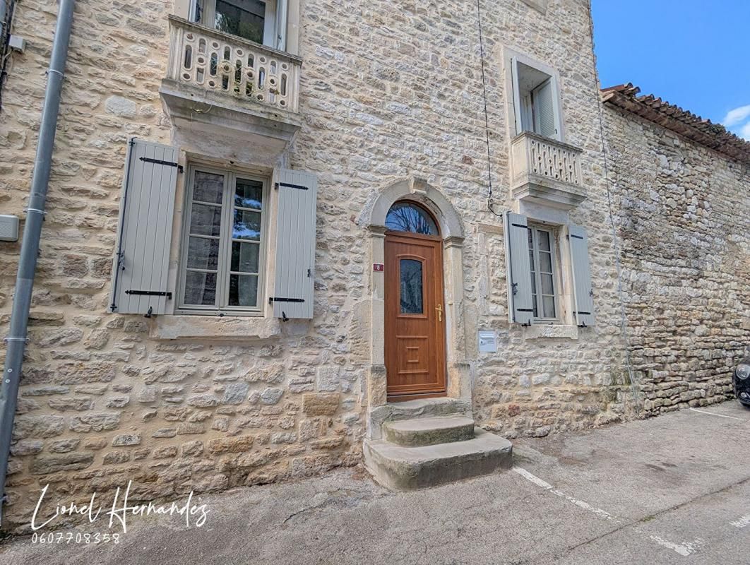 UZES Maison de village en pierre - Rénovation de qualité - 4 chambres - Grande terrasse 4