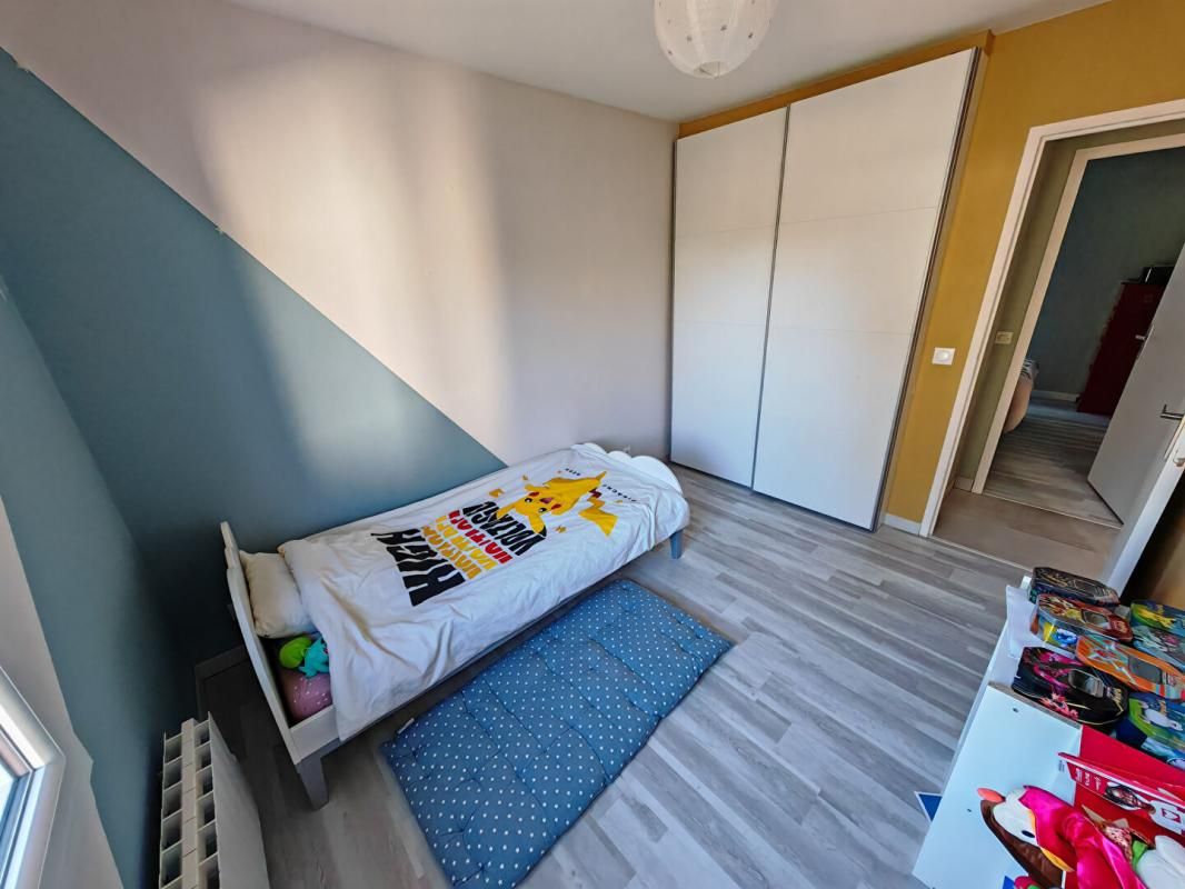 CHATEAUROUX Exclu : Maison plain pied, 3 chambres, garage et jardinet. Habitable de suite 3