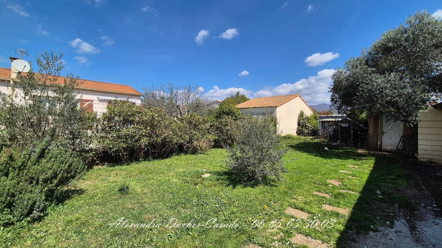 CHATEAU-ARNOUX-SAINT-AUBAN Maison mitoyenne avec garage et jardin 3