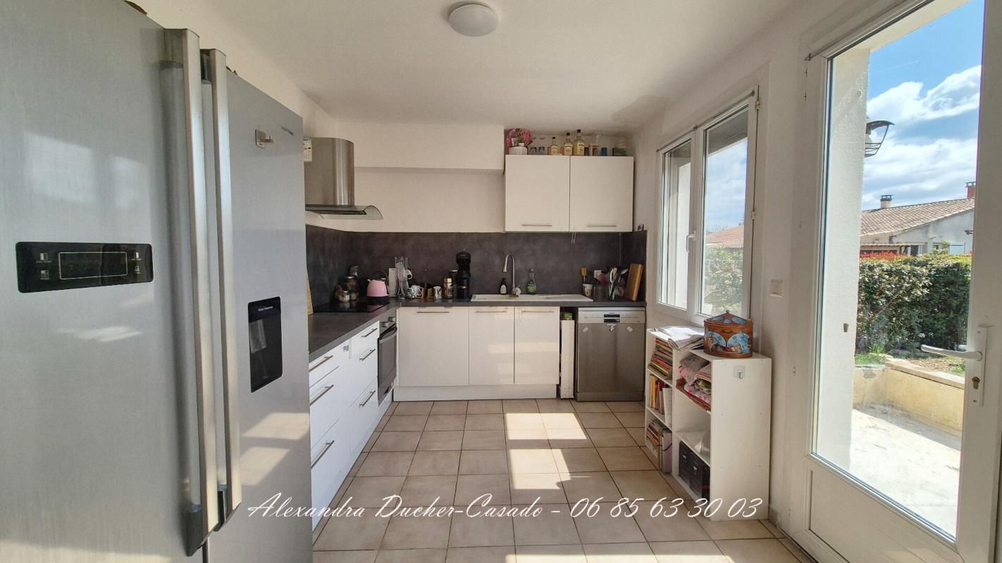 CHATEAU-ARNOUX-SAINT-AUBAN Maison mitoyenne avec garage et jardin 4