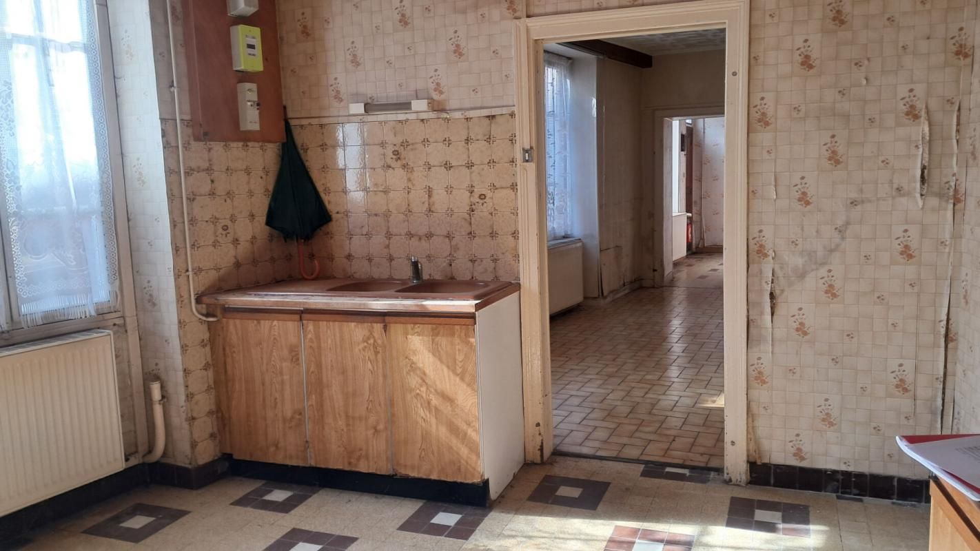 CORVOL-L'ORGUEILLEUX Maison à Corvol L'Orgueilleux - 110 m² - 40.000 2
