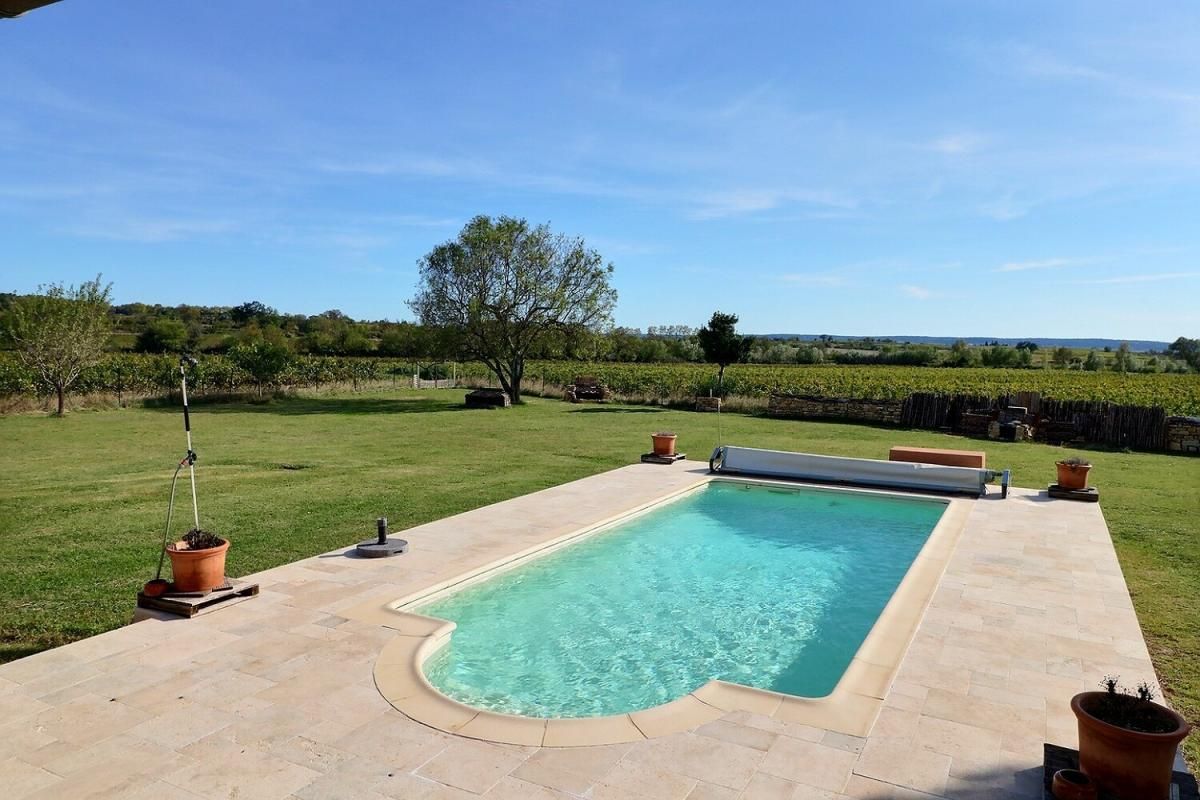 UZES Villa méridionale avec piscine et jardin de 3000m2 2