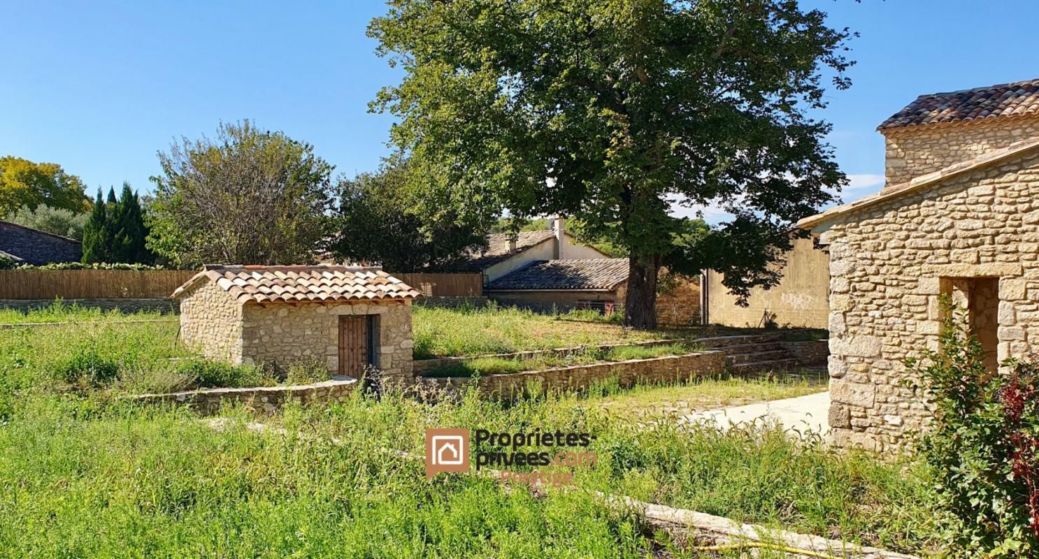 UZES Proche UZES, Mas de village avec piscine 3