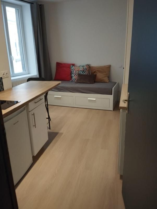 Appartement Saint Germain En Laye 2 pièce(s) 15.34 m2
