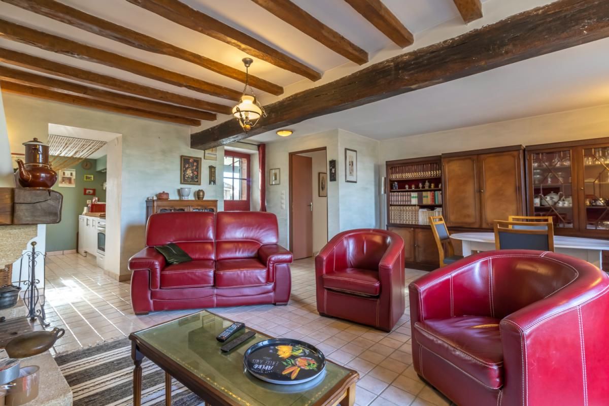 DUN-LE-POELIER Maison Dun Le Poelier 8 pièce(s) 161.84 m2 4
