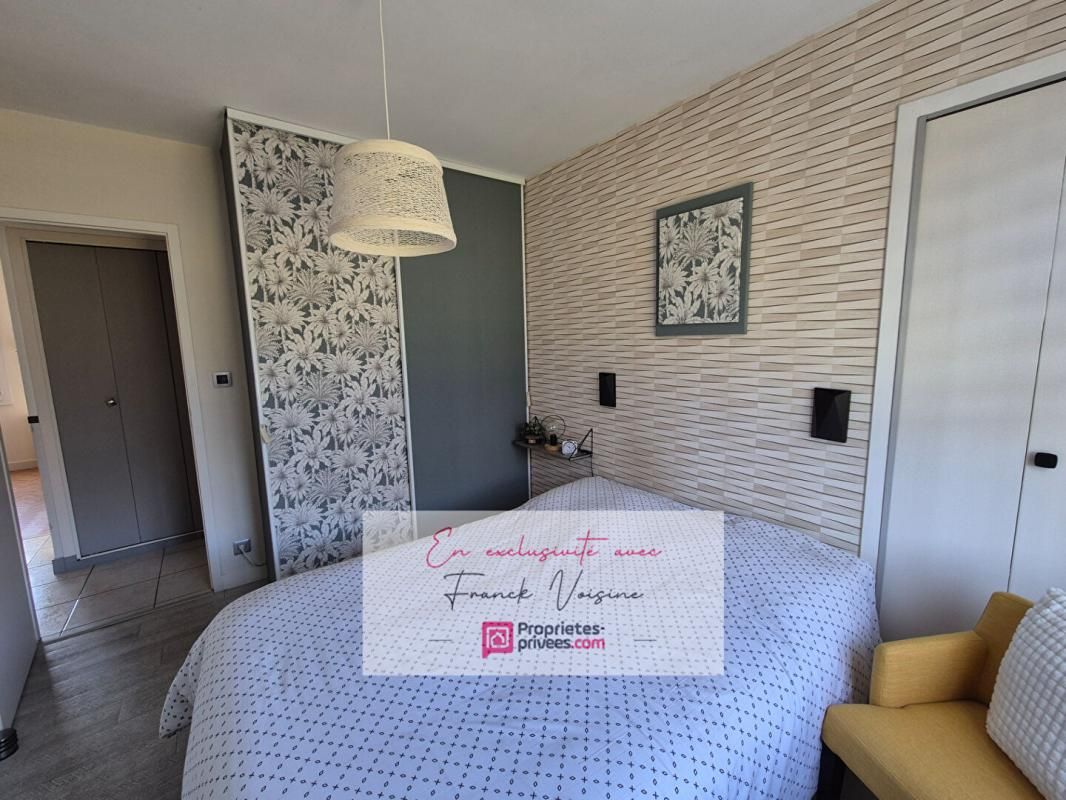 SAINT-MICHEL-MONT-MERCURE A VENDRE en EXCLUSIVITE à Sèvremont -Saint Michel Mont Mercure - Maison de 86 m2 env avec 3 chambres sur une parcelle de 2252 m2 env 4