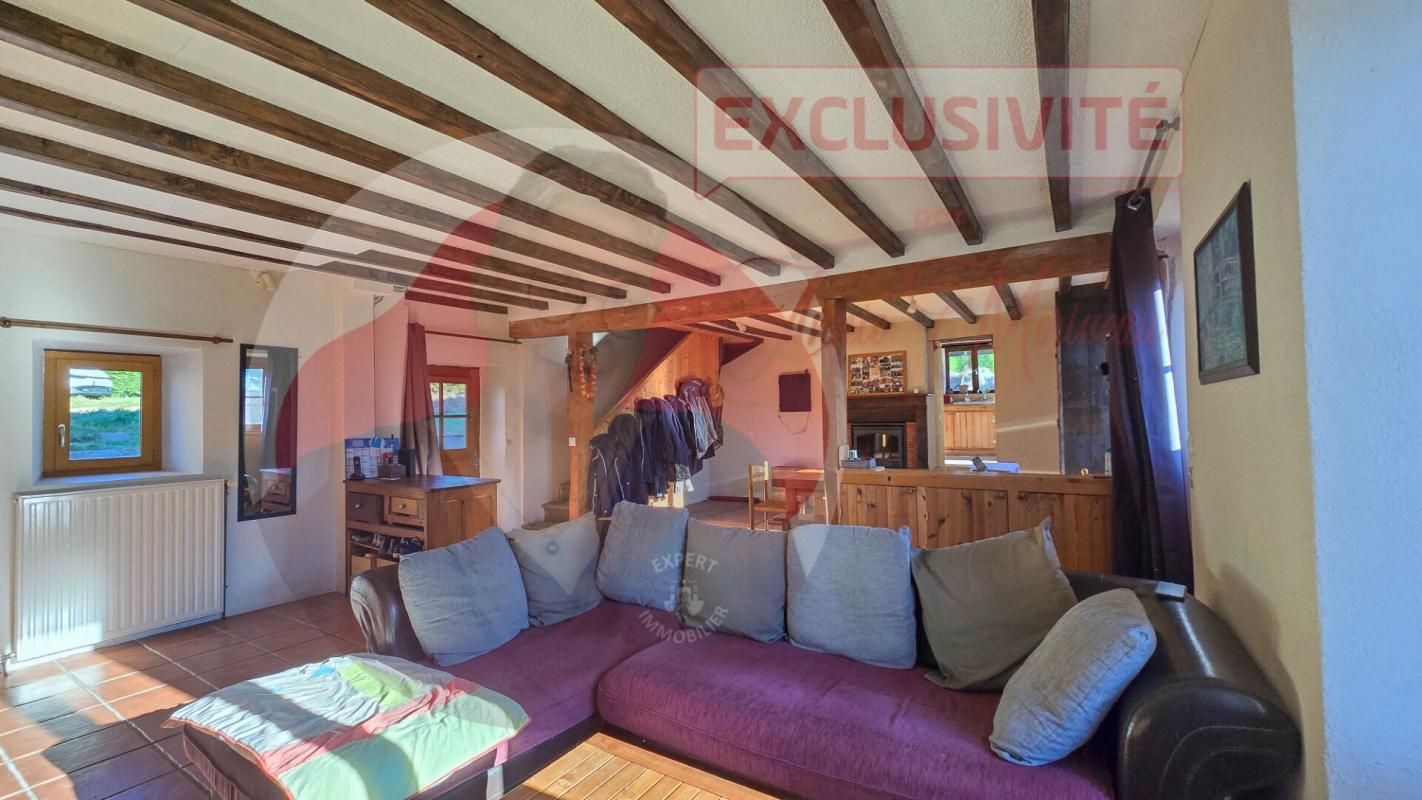 SAINT-JEAN-EN-VAL CORPS DE FERME 156 m² AVEC DÉPENDANCES ET GRAND JARDIN 3