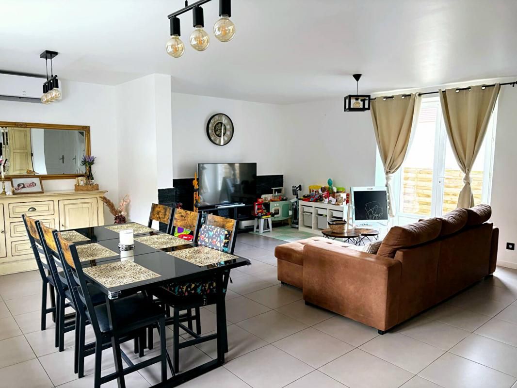 NANTEUIL-LE-HAUDOUIN Maison  189.000   proche de Crepy En Valois 4 pièce(s) 94 m2 3