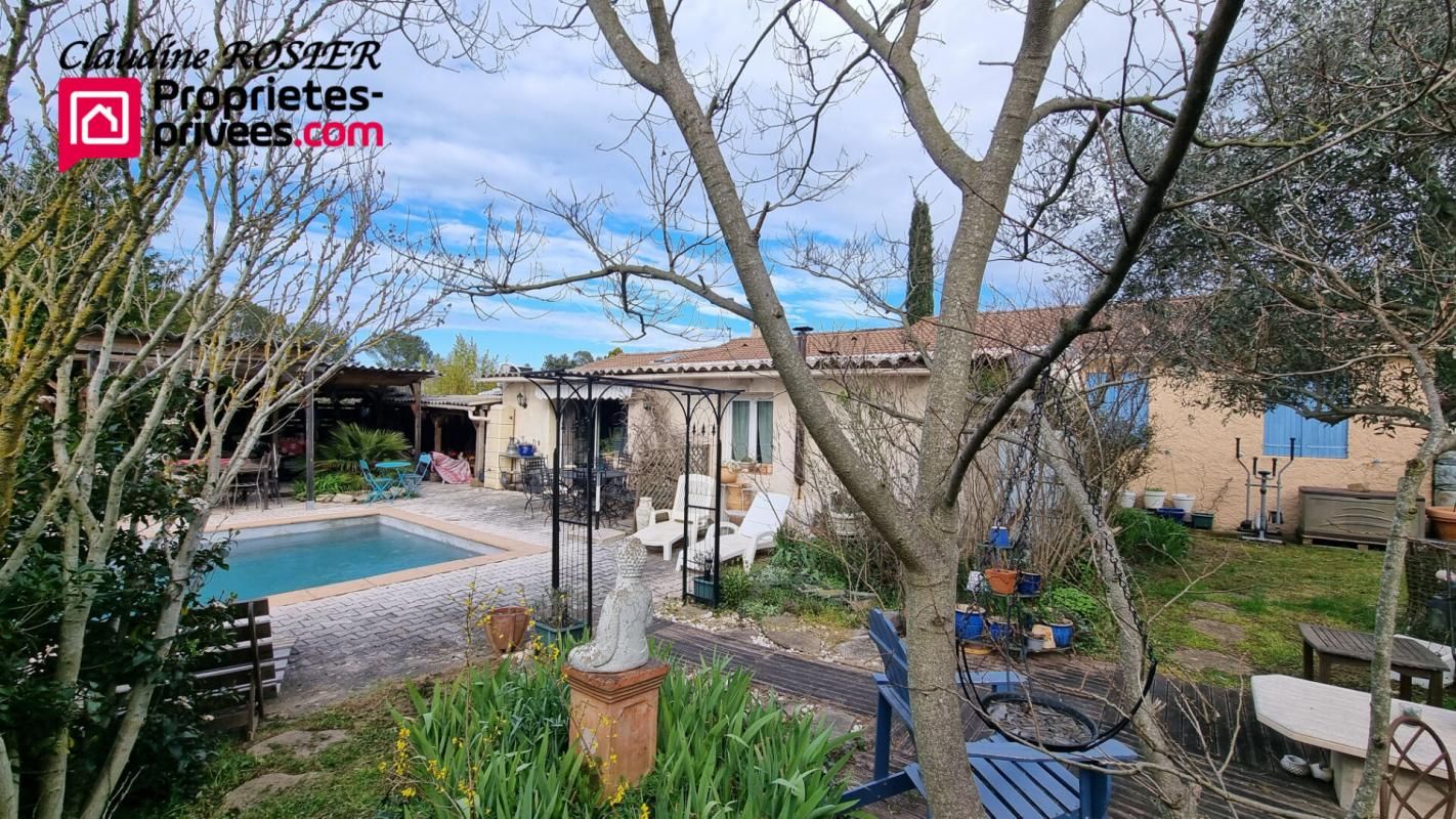 ROCBARON Villa plain-pied Rocbaron 7 pièce(s) 175 m2  piscine + studio 4