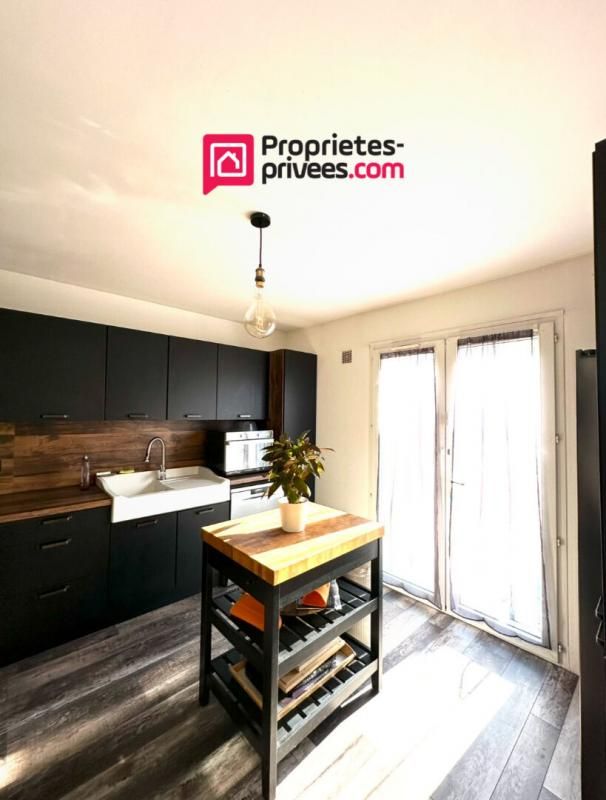 TOULON Maison 4 chambres avec piscine et dépendances 4