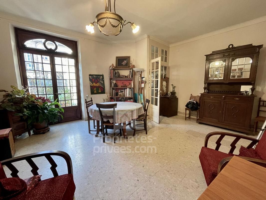 MAISON DE VILLAGE - 226 m2 - VILLEMUR SUR TARN