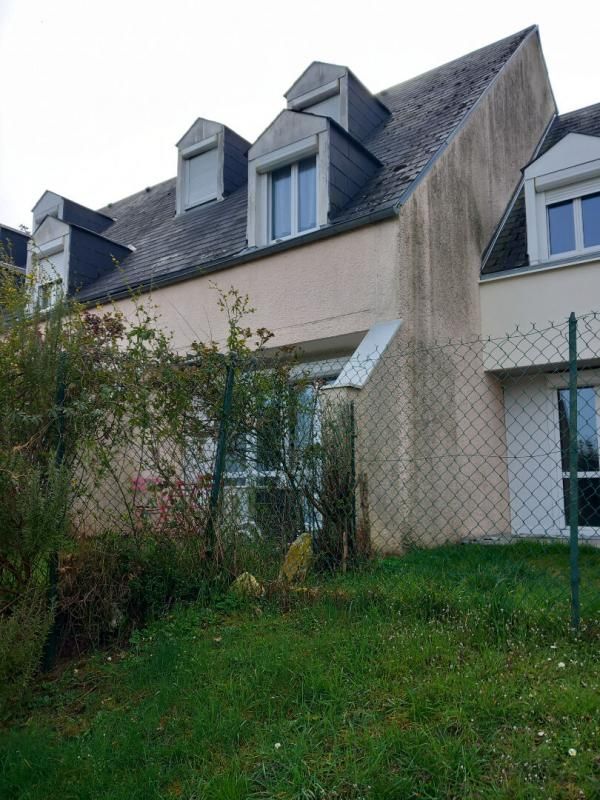 LORRIS Maison Lorris 5 pièce(s) 103 m2 2