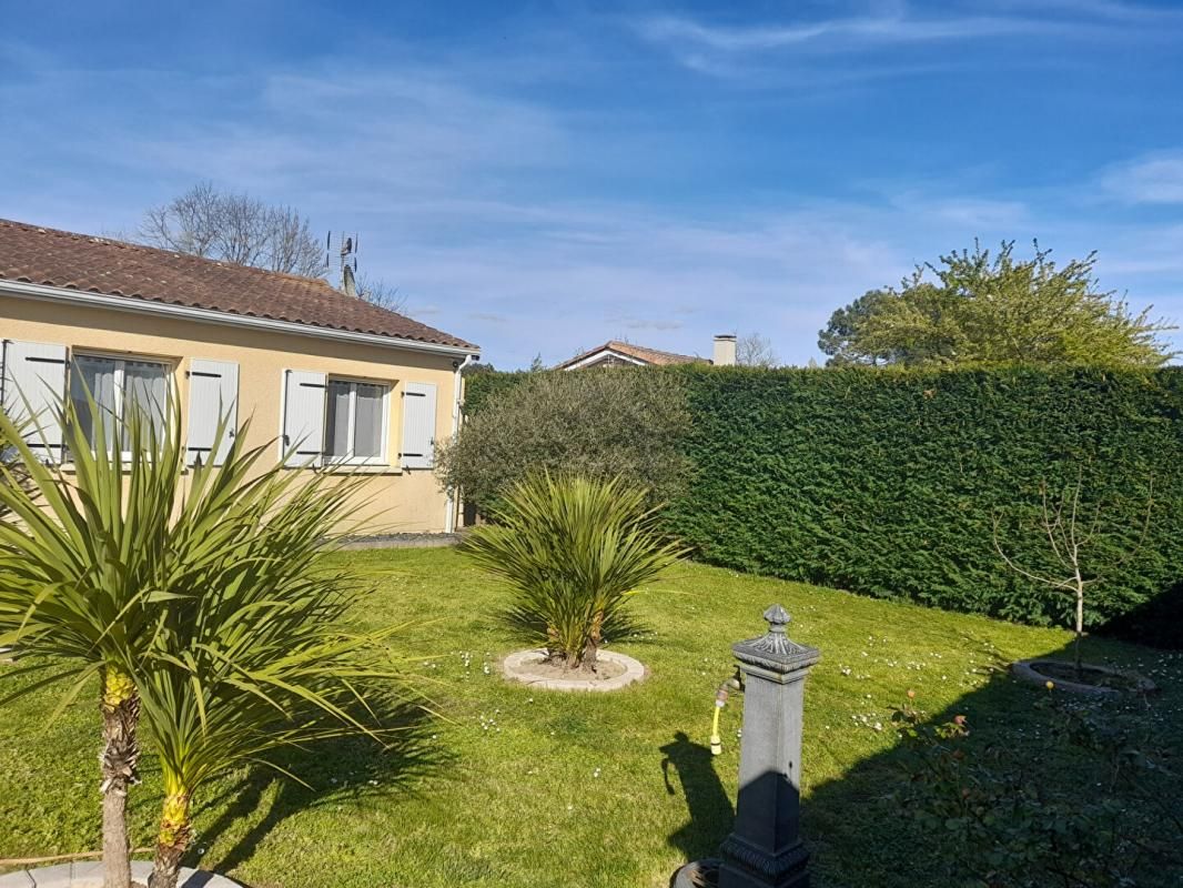 GUITRES Maison de plain pied 2