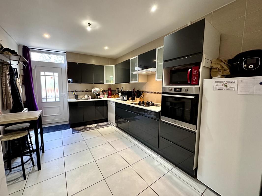 NEVERS Appartement Nevers 4 pièce(s) 124 m2 avec jardin 2
