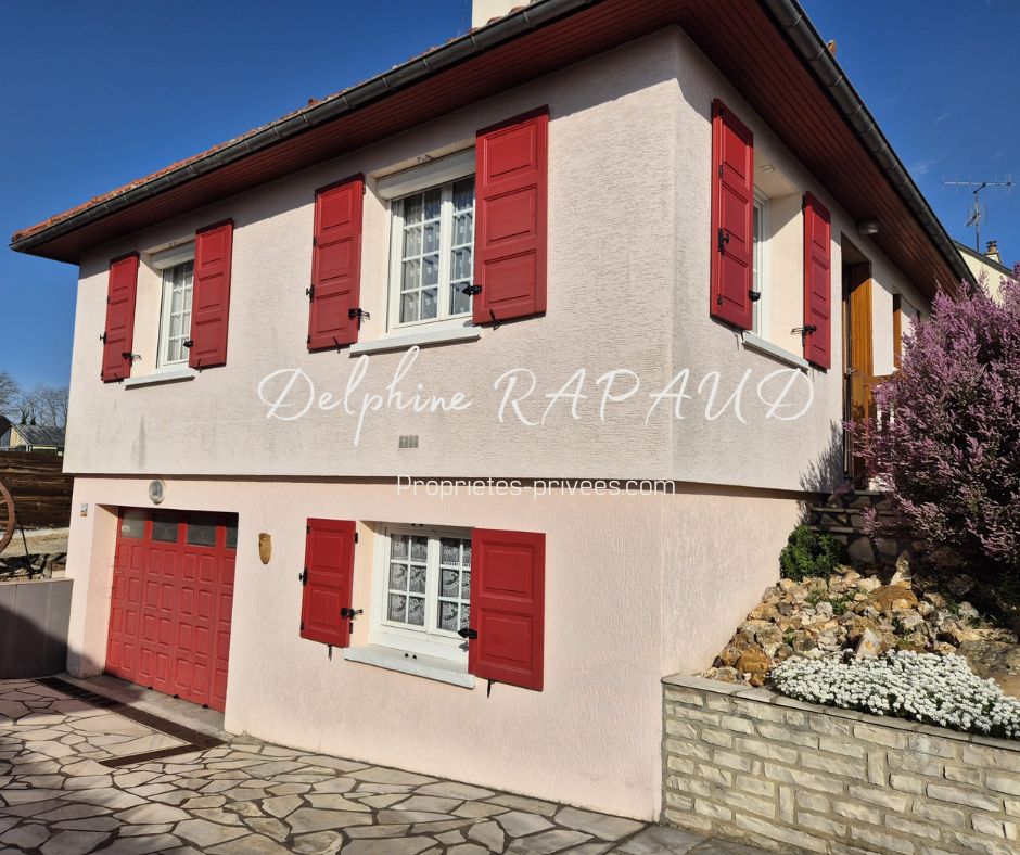 NOGENT-LE-ROTROU Maison familiale Nogent Le Rotrou 4 pièce(s) 94 m2-quartier résidentiel recherché 3