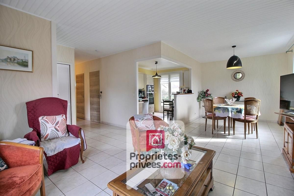 AMILLY EXCLUSIVITE - A vendre Maison 85 m2, 3 CHAMBRES, sous-sol total, secteur recherché Viroy 2