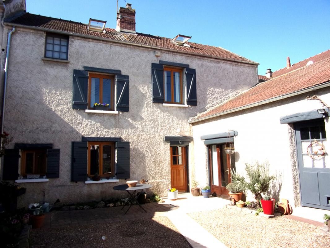 Exclusivité : Maison ancienne avec beaucoup de charme