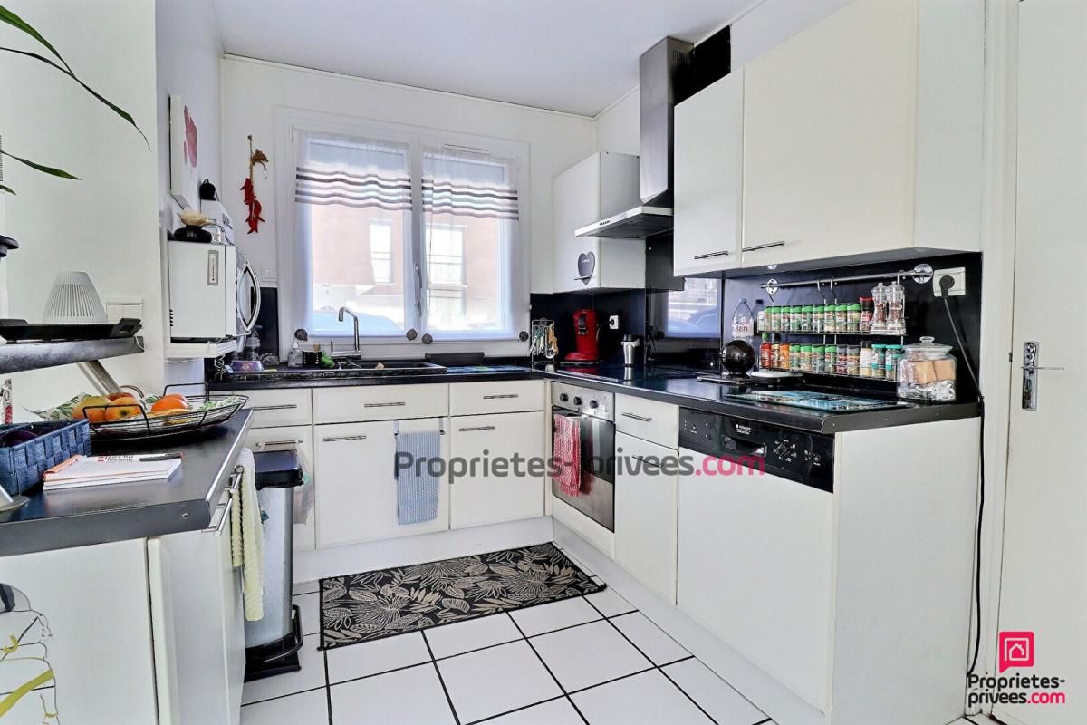 BONDOUFLE Charmante Maison 4 Pièces avec Jardin et Garage 4