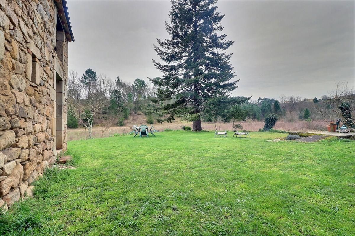 LABLACHERE Appartement 4 pièce(s) 70 m2 st genest de beauzon 3