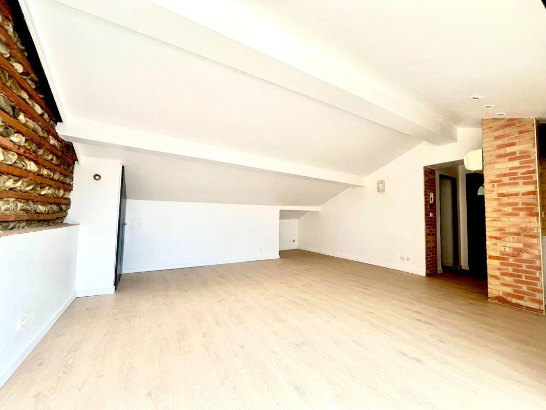 BLAGNAC Appartement Blagnac 2 pièce(s) 28.65 m2 (53m2 au sol) 3