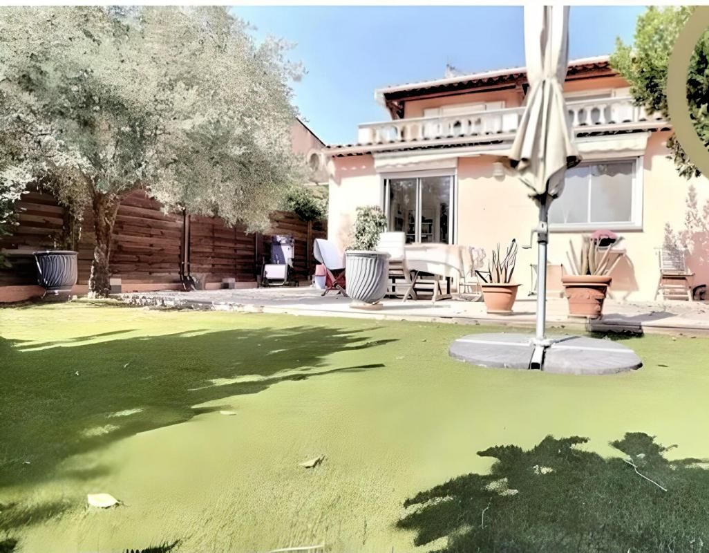 FREJUS MAISON DE CHARME  3 CHAMBRES  JARDIN EXPOSÉ SUD  FRÉJUS 2