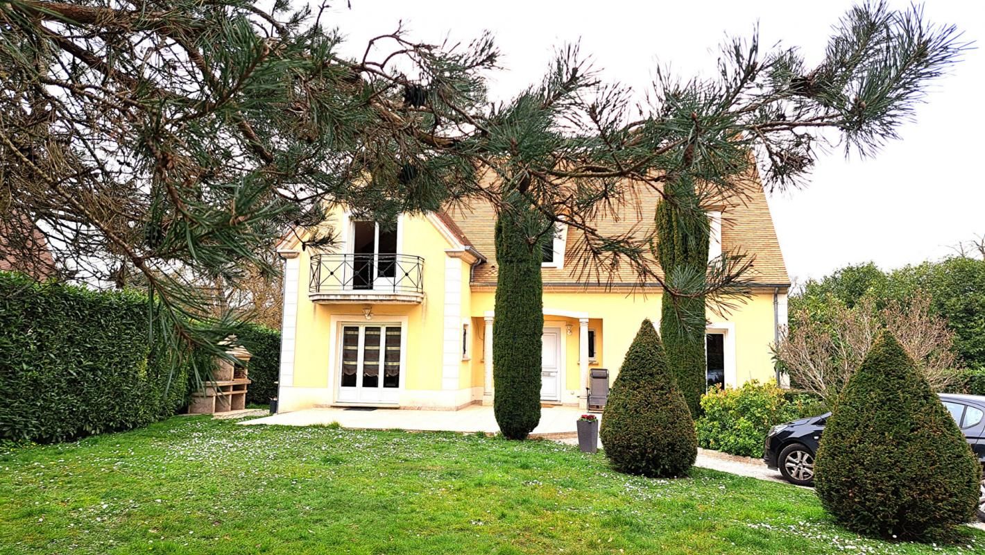 LIMOURS Maison Limours 194m² 2