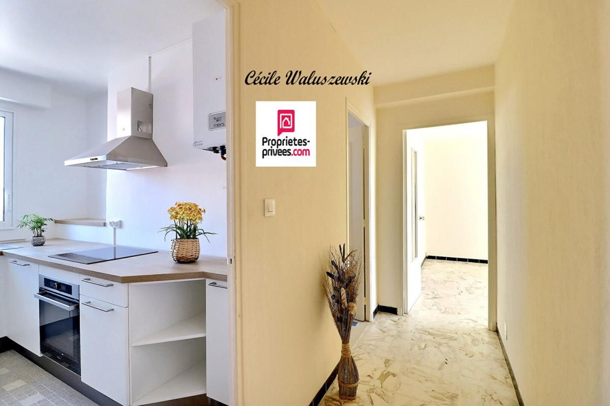 SIX-FOURS-LES-PLAGES Appartement Six Fours Les Plages 2 pièce(s) 46 m2 2
