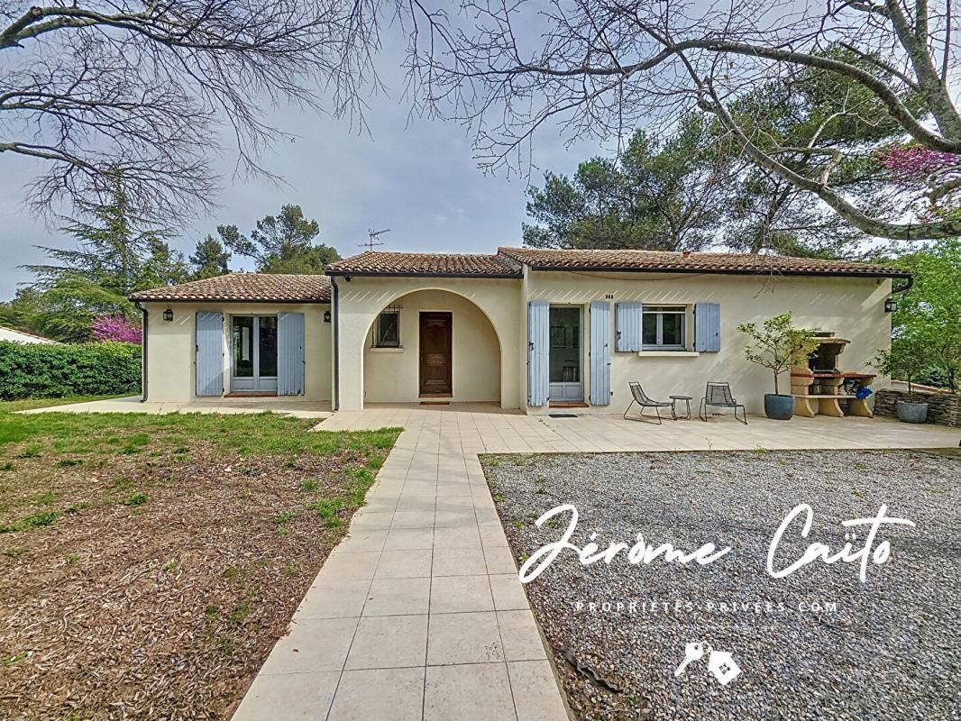 NIMES Maison Nimes 7 pièce(s) 193 m2 2