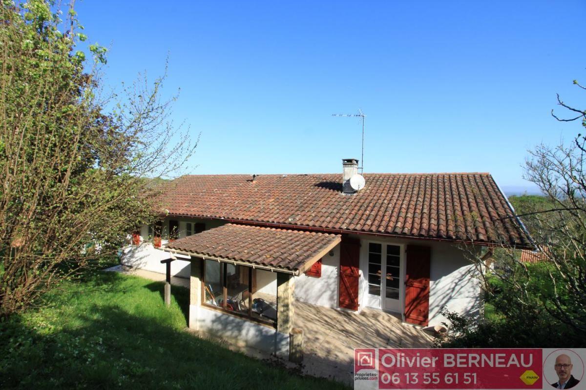 Maison Mouguerre 6 pièce(s) 117 m2 + sous sol + vue vallée de l'Adour