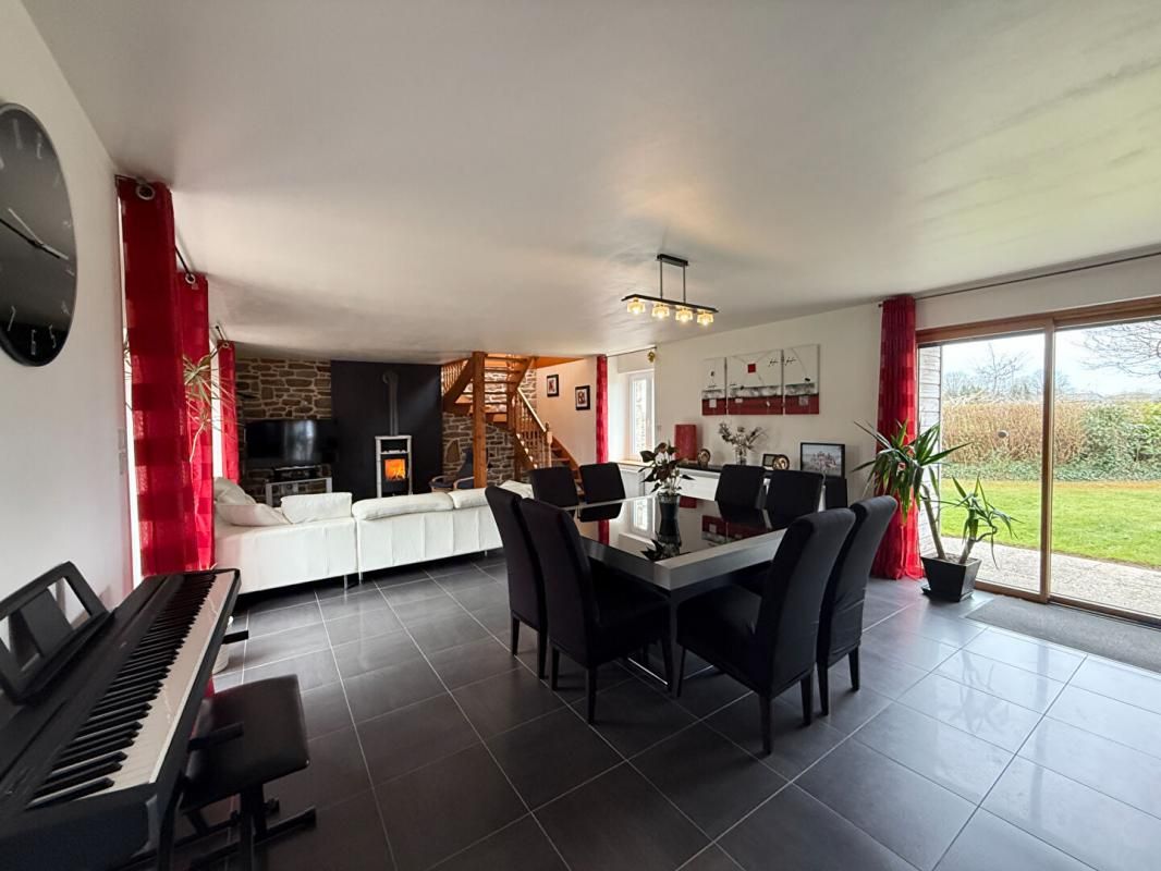 VANNES Propriété de caractère aux portes de Vannes, 16 pièces, 310M², 1700 M² de terrain 4