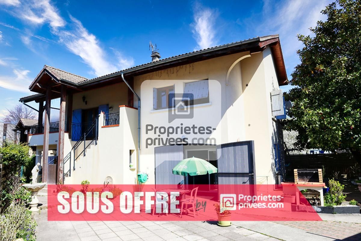 Maison - ZI Saint-Egrève - 7 pièces 220m² + 63m² d'Annexes