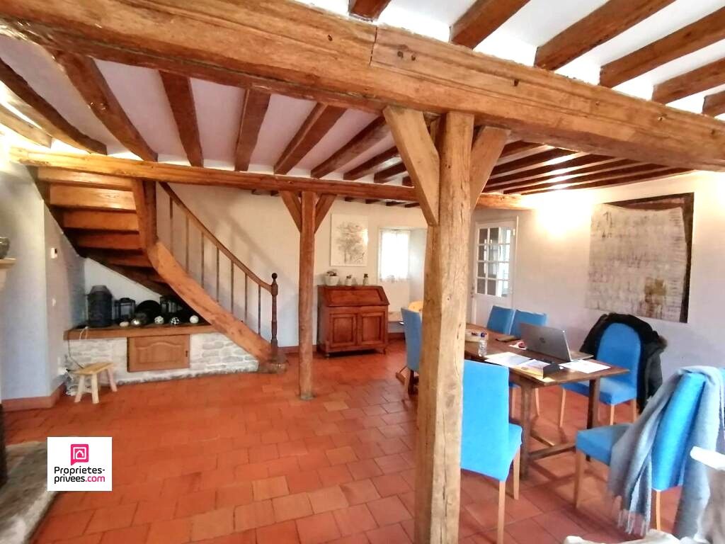 ARGENTAN ARGENTAN (61200) charmante maison en pierres, 220 m2 environ, 3 chambres, Prix 301 500 honoraires 3,97 % inclus à la charge de l'acquéreur, soit 290 000 hors honoraires 4