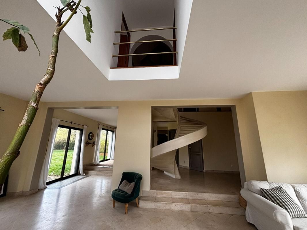 Maison d'Exception - La Hauteville 8 pièce(s) 178 m2
