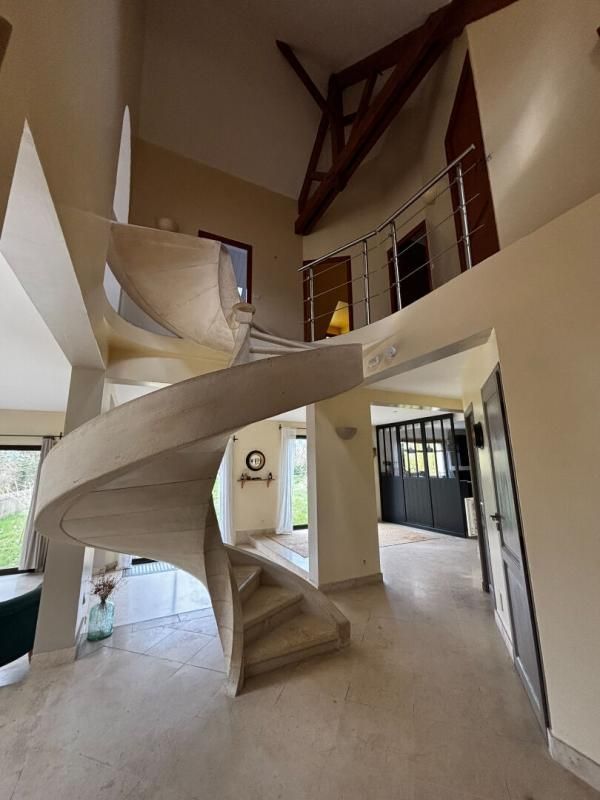 GAMBAIS Maison d'Exception - La Hauteville 8 pièce(s) 178 m2 3