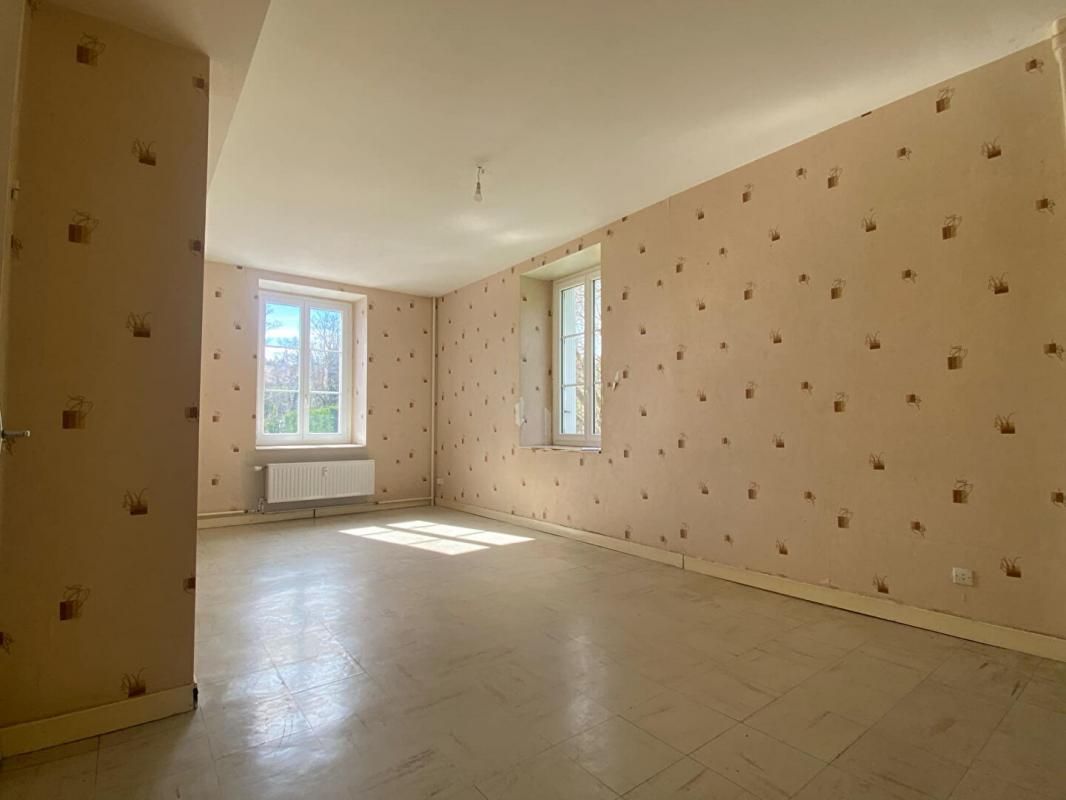 MONTBRISON Appartement Montbrison 4 pièce(s) 80 m2 2