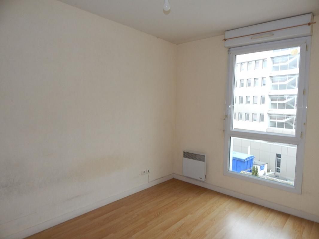 ORLEANS Appartement centre d'Orleans, 2 pièces 34 m2, place parking 4