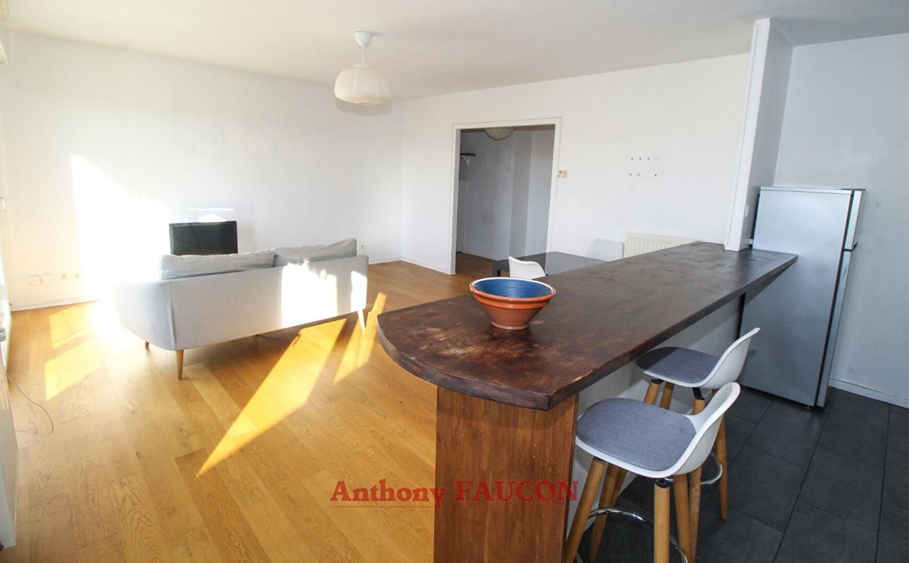 LA ROCHE-SUR-YON Maison La Roche Sur Yon 3 pièce(s) 65 m2 2