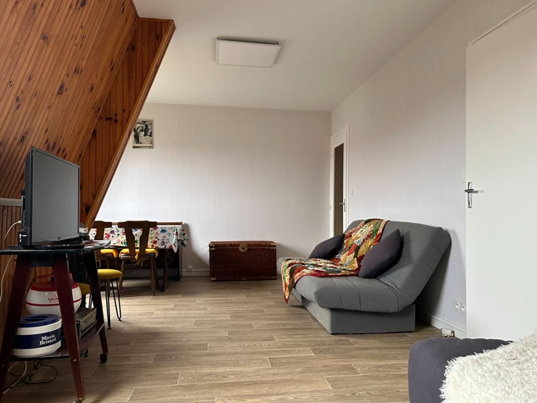VILLERS-SUR-MER 14640 Villers sur Mer Appartement 32 m² avec parking 107 000 Euros 3