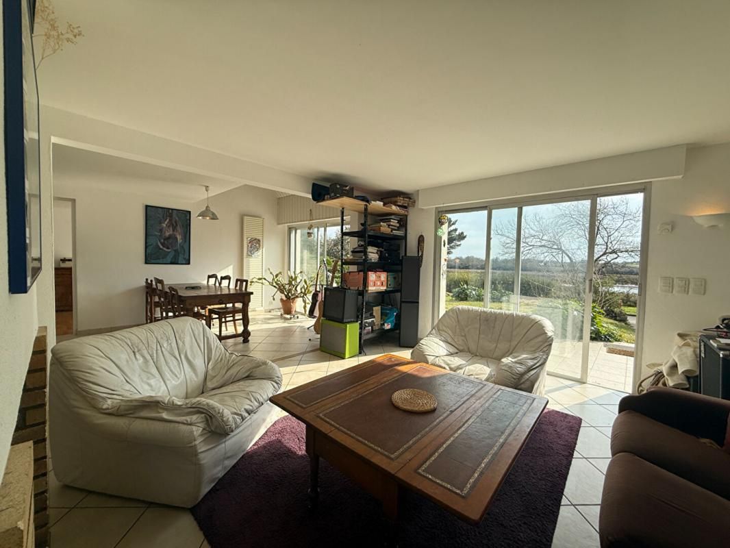 Maison avec vue sur la réserve naturelle de Séné (56860) de 115 m² habitables sur 850 m² de terrain