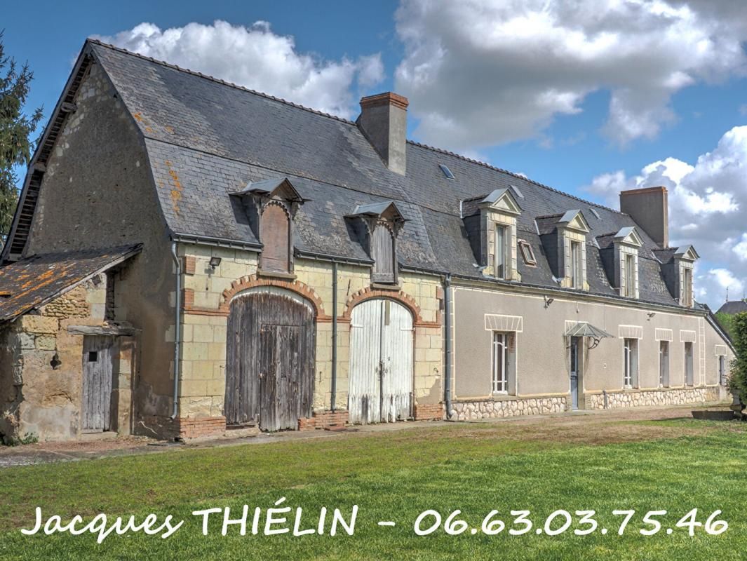 SAUMUR EMPLACEMENT EXCEPTIONNEL POUR CETTE PROPRIÉTÉ DÉBUT XVIII ème 2